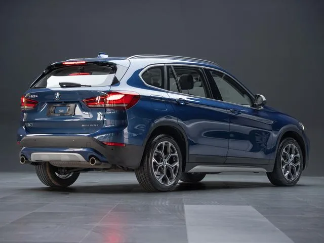 BMW X1 2022 sDrive20Li Модный тип экстерьер фото 7 BMW X1 2022 sDrive20Li Модный тип экстерьер фото 7