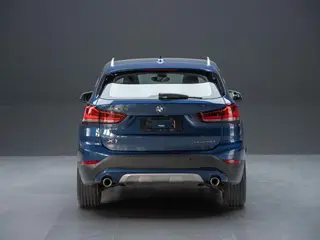 BMW X1 2022 sDrive20Li Модный тип экстерьер фото 8 BMW X1 2022 sDrive20Li Модный тип экстерьер фото 8