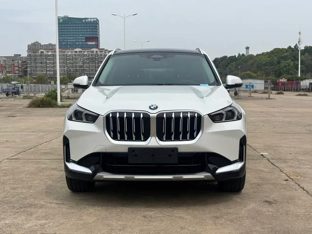 BMW X1 2025 sDrive25Li X Ensemble de conception extérieur photo 2 BMW X1 2025 sDrive25Li X Ensemble de conception extérieur photo 2
