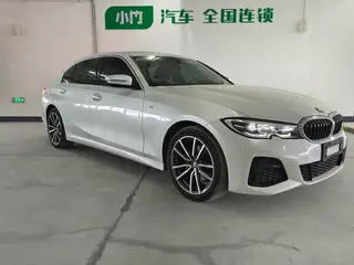 BMW 3 Series 2022 320Li M Conjunto deportivo exterior foto 3 BMW 3 Series 2022 320Li M Conjunto deportivo exterior foto 3