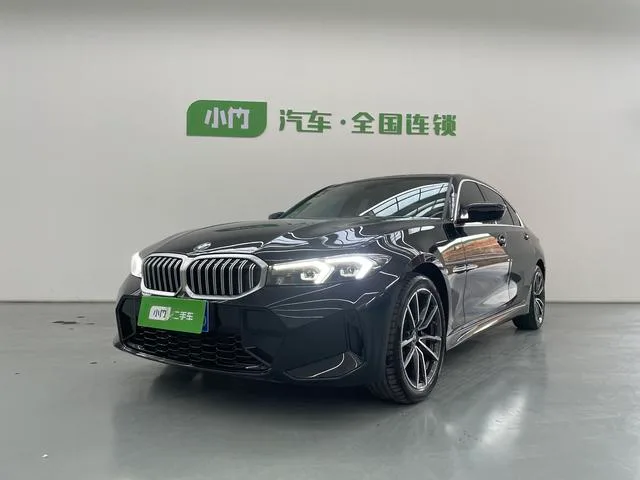 BMW 3 Series 2023 320Li M Conjunto deportivo exterior foto 1 BMW 3 Series 2023 320Li M Conjunto deportivo exterior foto 1