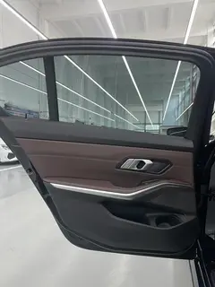 BMW 3 Series 2023 320Li M Conjunto deportivo interior foto 11 BMW 3 Series 2023 320Li M Conjunto deportivo interior foto 11
