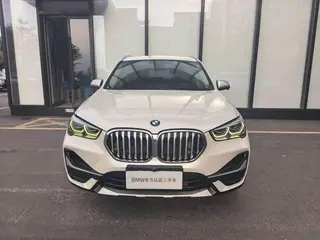 BMW X1 2022 xDrive25Li Premium Class exterior photo 2 BMW X1 2022 xDrive25Li Premium Class exterior photo 2