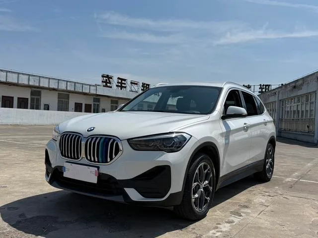BMW X1 2021 Reforma sDrive25Li Líder exterior foto 1 BMW X1 2021 Reforma sDrive25Li Líder exterior foto 1