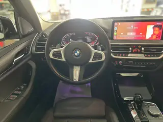 BMW X3 2022 xDrive30i Leading Type M Obsidian Night Suit interior photo 11 BMW X3 2022 xDrive30i Leading Type M Obsidian Night Suit interior photo 11