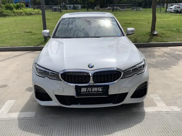 BMW 3 Series 2021 Reforma 325i M Conjunto deportivo exterior foto 2 BMW 3 Series 2021 Reforma 325i M Conjunto deportivo exterior foto 2