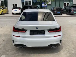 BMW 3 Series 2021 Reforma 325i M Conjunto deportivo interior foto 7 BMW 3 Series 2021 Reforma 325i M Conjunto deportivo interior foto 7