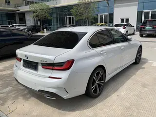 BMW 3 Series 2021 Reforma 325i M Conjunto deportivo interior foto 8 BMW 3 Series 2021 Reforma 325i M Conjunto deportivo interior foto 8