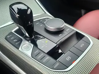 BMW 4 Series 2022 Restyling 425i Convertible M Sports Night Suit interior photo 9 BMW 4 Series 2022 Restyling 425i Convertible M Sports Night Suit interior photo 9