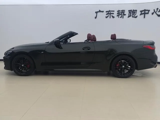 BMW 4 Series 2022 Restyling 425i Convertible M Sports Night Suit interior photo 10 BMW 4 Series 2022 Restyling 425i Convertible M Sports Night Suit interior photo 10