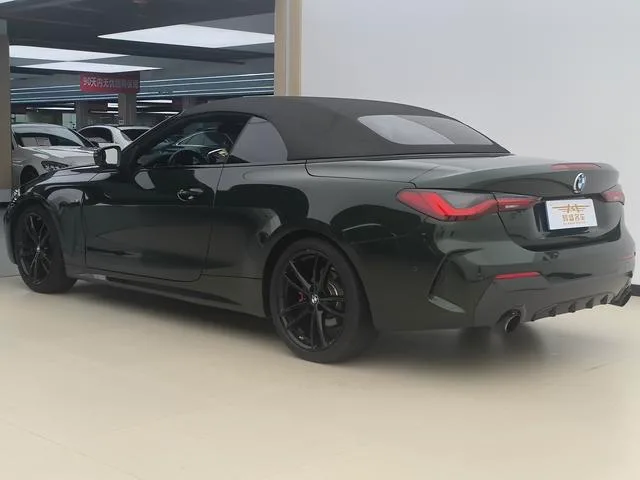 BMW 4 Series 2022 Restyling 425i Convertible M Sports Night Suit interior photo 12 BMW 4 Series 2022 Restyling 425i Convertible M Sports Night Suit interior photo 12