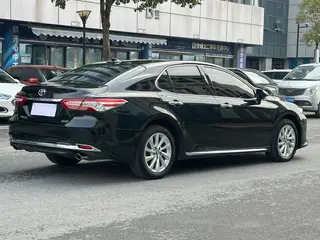 Toyota Camry 2023 2.0G Роскошная версия интерьер фото 11 Toyota Camry 2023 2.0G Роскошная версия интерьер фото 11