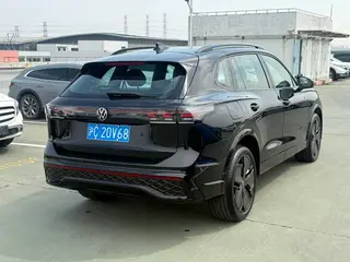 Volkswagen Tiguan L 2024 Pro 330TSI Two-wheel drive R-Line Intelligent Supreme Edition interior photo 10