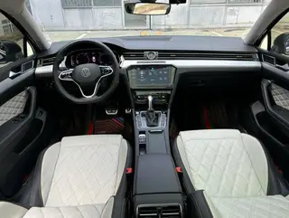 Volkswagen Magotan 2023 200 Edición conmemorativa de 10,000 vehículos 330TSI DSG De lujo exterior foto 5