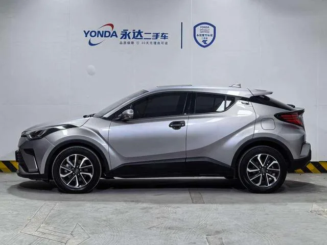 Toyota IZOA 2021 2.0L Versión Yidong exterior foto 4