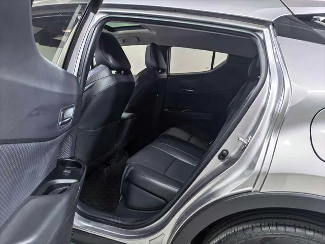 Toyota IZOA 2021 2.0L Versión Yidong interior foto 12