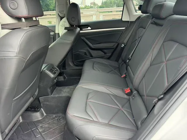Volkswagen Lavida 2024 300TSI DSG Star Leading Edition exterior foto 6 Volkswagen Lavida 2024 300TSI DSG Star Leading Edition exterior foto 6