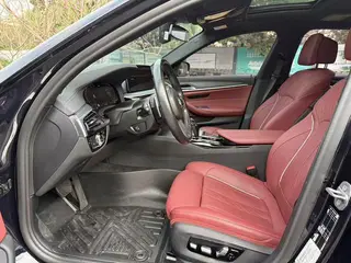 BMW 5 Series 2022 Reforma 530Li Tipo de lujo M Conjunto deportivo exterior foto 4