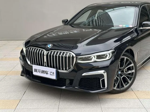 BMW 7 Series 2021 730Li M Sports suit exterior photo 6 BMW 7 Series 2021 730Li M Sports suit exterior photo 6