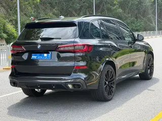 BMW X5 2022 Restyling xDrive 30Li Premium Class M Sports suit exterior photo 4 BMW X5 2022 Restyling xDrive 30Li Premium Class M Sports suit exterior photo 4