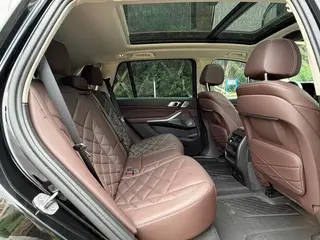 BMW X5 2022 Restyling xDrive 30Li Premium Class M Sports suit interior photo 10 BMW X5 2022 Restyling xDrive 30Li Premium Class M Sports suit interior photo 10