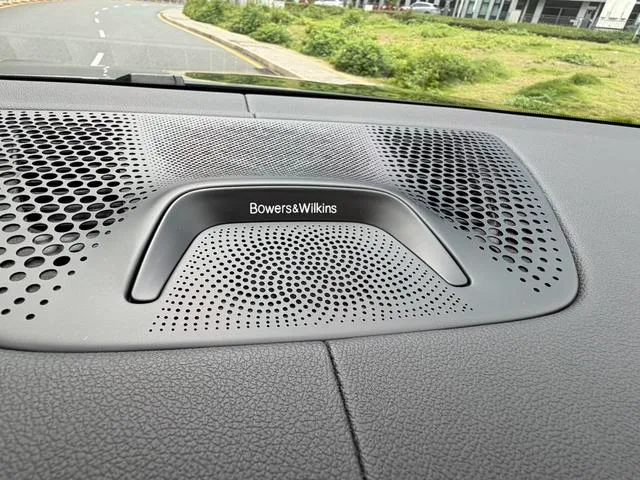 BMW X5 2022 Restyling xDrive 30Li Premium Class M Sports suit interior photo 11 BMW X5 2022 Restyling xDrive 30Li Premium Class M Sports suit interior photo 11