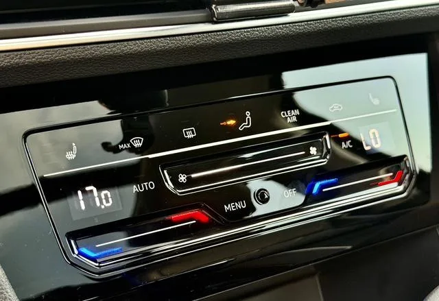 Volkswagen Tiguan L 2022 380TSI Transmission intégrale automatique R-Line Version de plus en plus 7 Siège intérieur photo 12