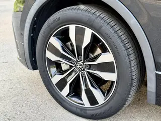 Volkswagen Tiguan L 2022 380TSI Transmission intégrale automatique R-Line Version de plus en plus 7 Siège intérieur photo 20