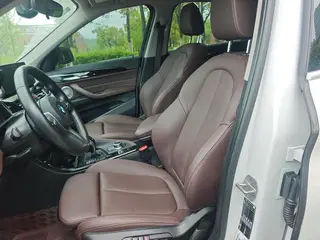 BMW X1 2022 sDrive20Li Tipo de lujo interior foto 16 BMW X1 2022 sDrive20Li Tipo de lujo interior foto 16