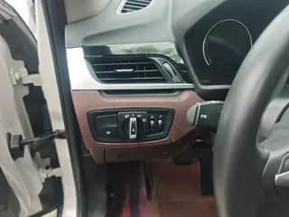 BMW X1 2022 sDrive20Li Tipo de lujo interior foto 17 BMW X1 2022 sDrive20Li Tipo de lujo interior foto 17