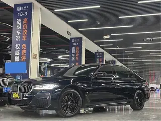 BMW 5 Series 2022 Restyling 525Li M Sports suit