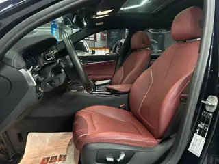BMW 5 Series 2022 Reforma 525Li M Conjunto deportivo interior foto 9 BMW 5 Series 2022 Reforma 525Li M Conjunto deportivo interior foto 9