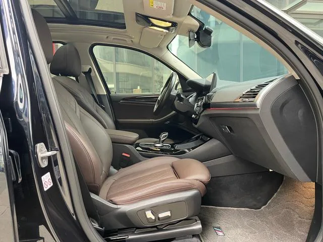 BMW X3 2022 xDrive25i M Ensemble de sport intérieur photo 17