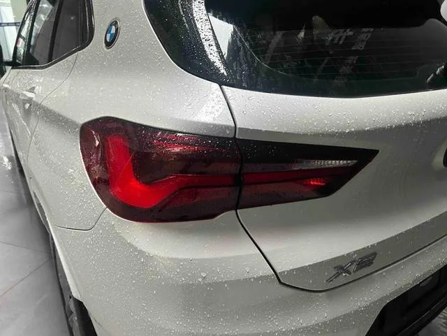 BMW X2 2023 sDrive25i M Traje todoterreno exterior foto 5 BMW X2 2023 sDrive25i M Traje todoterreno exterior foto 5