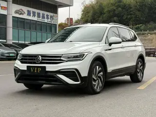 Volkswagen Tiguan L 2022 330TSI Автоматическая двухприводная версия