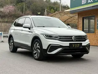 Volkswagen Tiguan L 2022 330TSI Automatic two-wheel drive comfortable version exterior photo 2