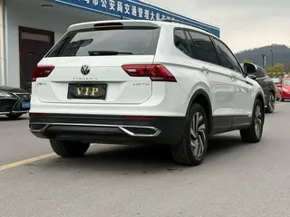 Volkswagen Tiguan L 2022 330TSI Automatic two-wheel drive comfortable version exterior photo 3