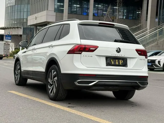 Volkswagen Tiguan L 2022 330TSI Automatic two-wheel drive comfortable version exterior photo 4