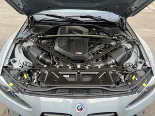 BMW M3 2023 M3 Sedán de cuatro puertas Versión Thunder interior foto 14 BMW M3 2023 M3 Sedán de cuatro puertas Versión Thunder interior foto 14