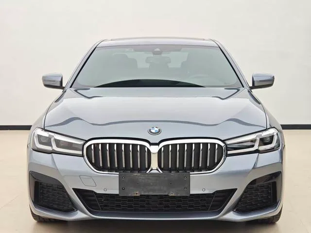 BMW 5 Series 2021 525i M Sports suit exterior photo 2 BMW 5 Series 2021 525i M Sports suit exterior photo 2