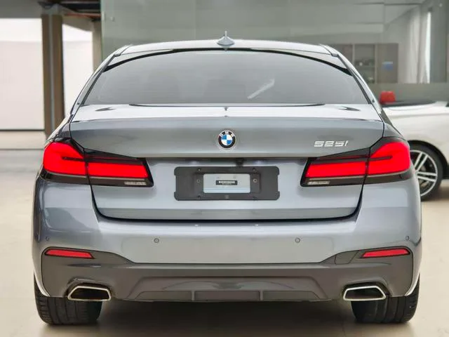 BMW 5 Series 2021 525i M Sports suit exterior photo 4 BMW 5 Series 2021 525i M Sports suit exterior photo 4