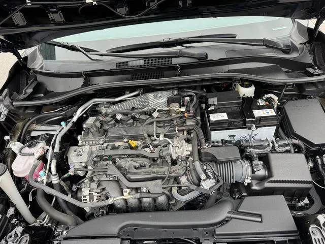 Toyota Frontlander 2024 2.0L CVT Элитная версия интерьер фото 17 Toyota Frontlander 2024 2.0L CVT Элитная версия интерьер фото 17