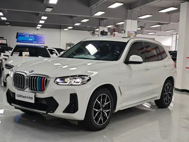 BMW X3 2022 xDrive25i M Ensemble de sport extérieur photo 1 BMW X3 2022 xDrive25i M Ensemble de sport extérieur photo 1