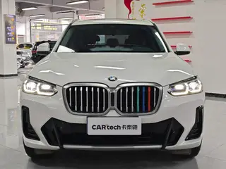 BMW X3 2022 xDrive25i M Ensemble de sport extérieur photo 2 BMW X3 2022 xDrive25i M Ensemble de sport extérieur photo 2