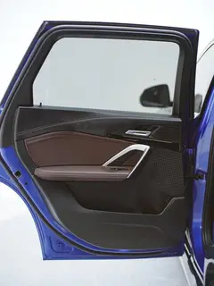 BMW X1 2023 sDrive20Li X Traje de diseño interior foto 15 BMW X1 2023 sDrive20Li X Traje de diseño interior foto 15
