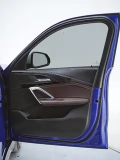 BMW X1 2023 sDrive20Li X Traje de diseño interior foto 19 BMW X1 2023 sDrive20Li X Traje de diseño interior foto 19