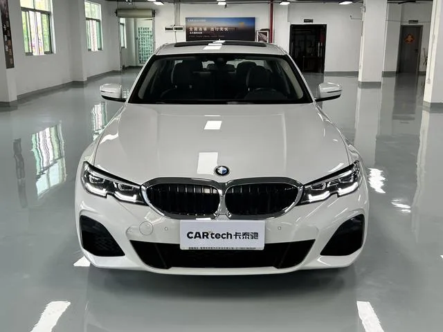 BMW 3 Series 2022 320Li M Ensemble de sport extérieur photo 2 BMW 3 Series 2022 320Li M Ensemble de sport extérieur photo 2