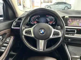BMW 3 Series 2022 320Li M Ensemble de sport intérieur photo 10 BMW 3 Series 2022 320Li M Ensemble de sport intérieur photo 10