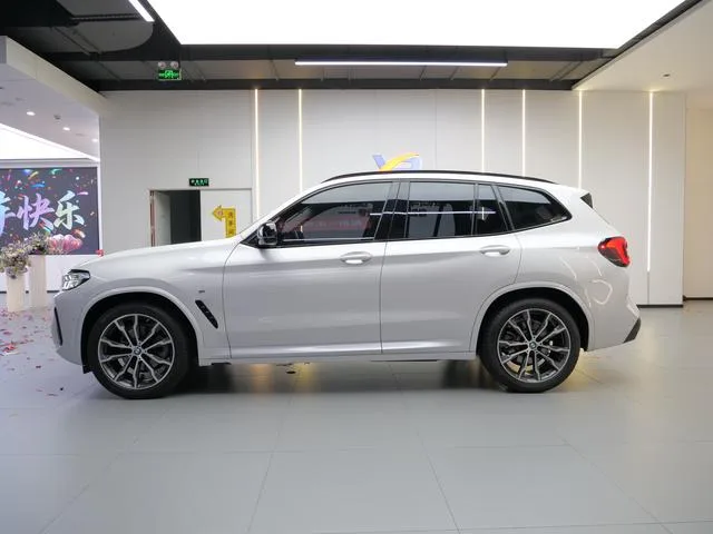 BMW X3 2022 Segundo cambio xDrive30i Líder M Traje de noche Yao exterior foto 4 BMW X3 2022 Segundo cambio xDrive30i Líder M Traje de noche Yao exterior foto 4