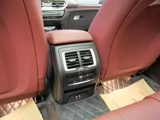 BMW X3 2022 Segundo cambio xDrive30i Líder M Traje de noche Yao interior foto 17 BMW X3 2022 Segundo cambio xDrive30i Líder M Traje de noche Yao interior foto 17